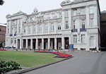Queen Mary College　University of London